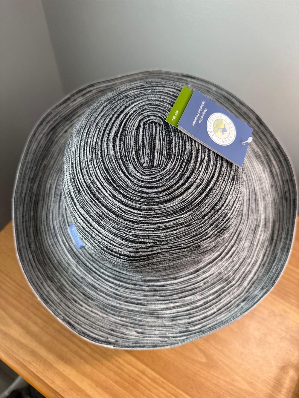 Wallaroo Sydney Sun Hat in Black and White - Picture 2 of 4